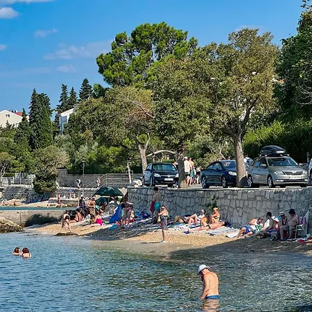 Διαμέρισμα Nina *